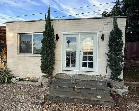 4th image of 1274 West Blvd