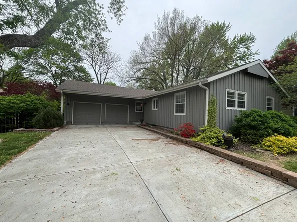 5819 W 84th Ter, Overland Park, KS 66207