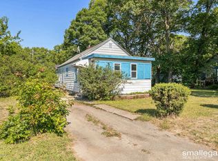 1973 Madison St, Muskegon, MI 49442