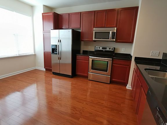 4th image of 1006 Scarlet Petal Ln
