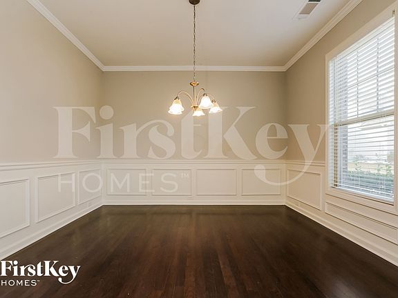 4th image of 4895 Frontier Dr