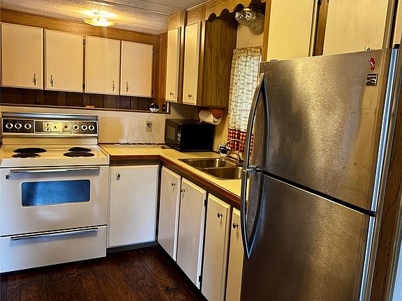 5th image of 20501 31st Drive SE