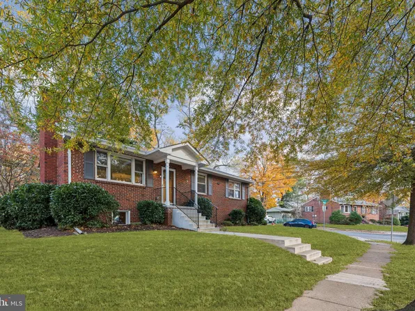 1200 Offutt Dr, Falls Church, VA 22046