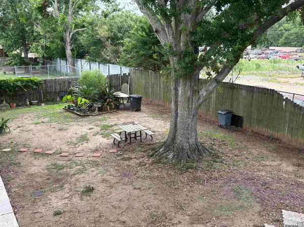 6367 Quin Dr #4, Baton Rouge, LA 70817
