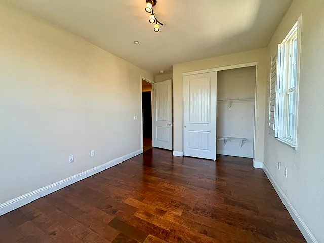 381 Havasu Ct — Photo 25