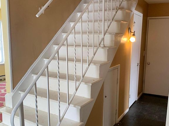 5th image of 2 Leaf Road