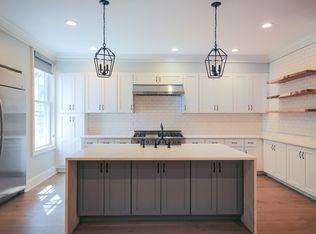 79 Lloyd Avenue, Providence, RI 02906