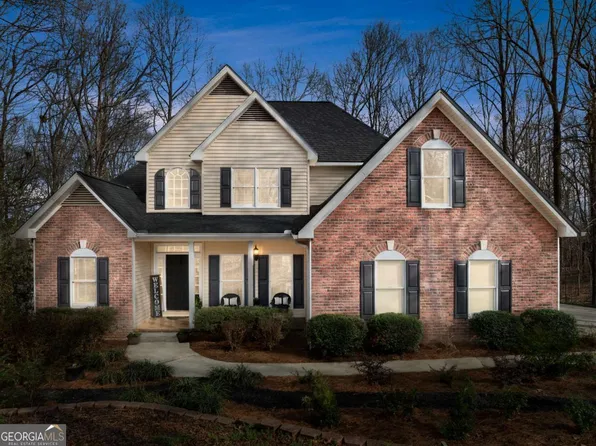 5812 Shadow Oaks Dr, Murrayville, GA 30564