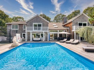 39 Peacock Path, Quogue, NY 11959