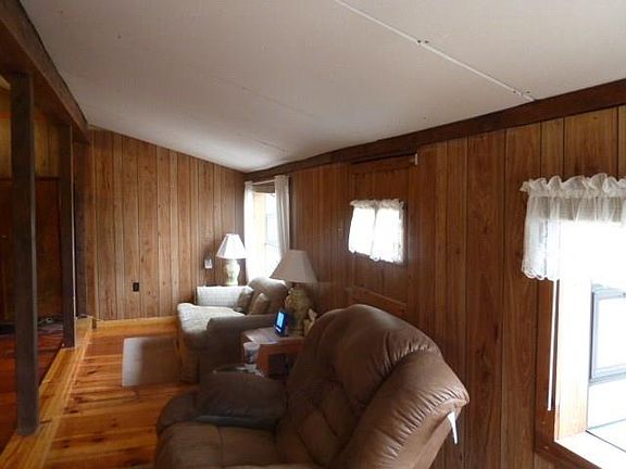 5th image of 147 Private Road 3482