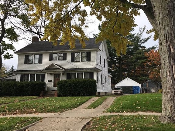 2nd image of 1943 Linden Ave SE