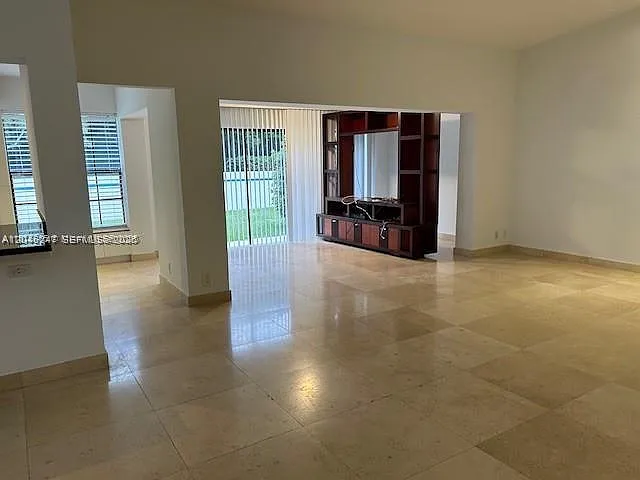 21220 Harbor Way #221-22 — Photo 4