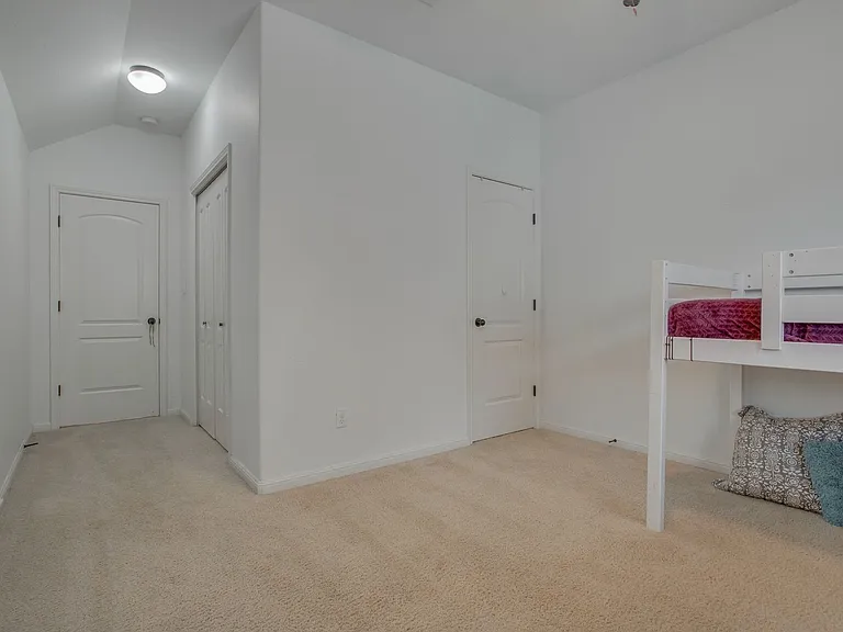 12221 Montclair Bnd — Photo 31