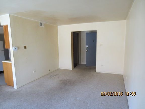 3rd image of 815 E Glenwood Lansing Rd APT 506