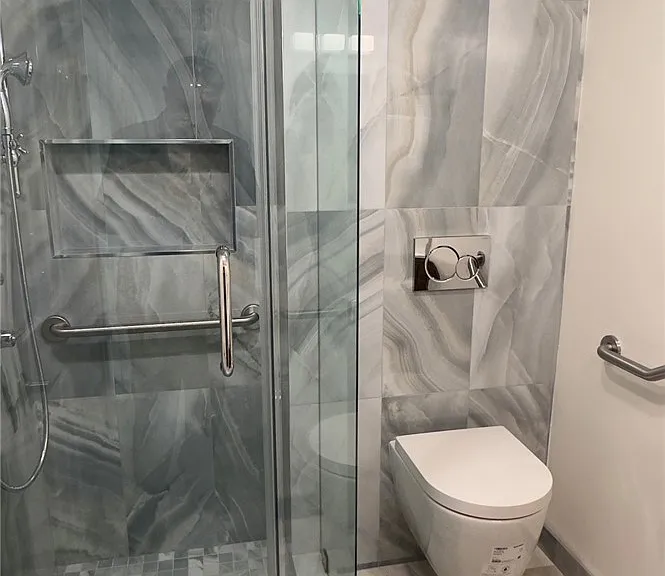 1211 N Columbus Ave — Photo 12