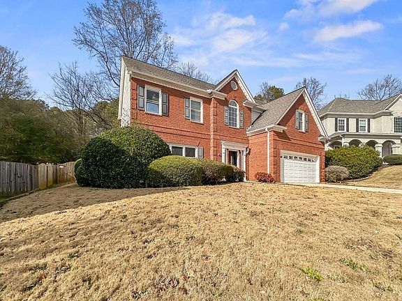 3rd image of 340 Belmont Chase Ct