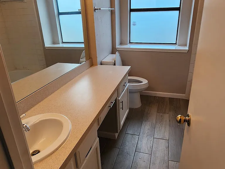 520 Kirkland Dr — Photo 9