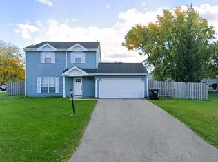 3625 Plymouth Ln, Island Lake, IL 60042