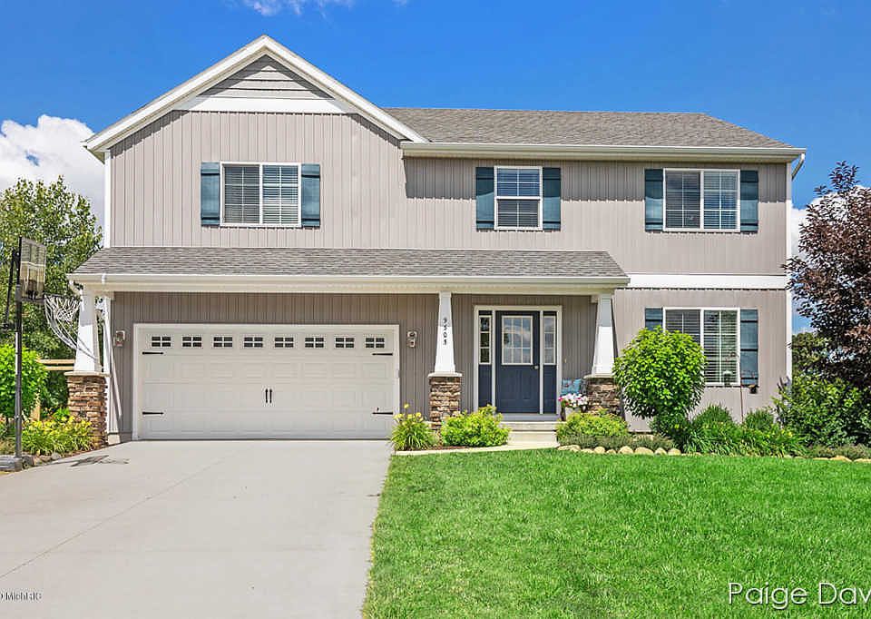 1st image of 9505 Stone View Dr NE