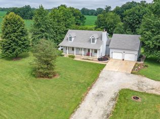 20304 Oak Meadow Ln, Grafton, IL 62037