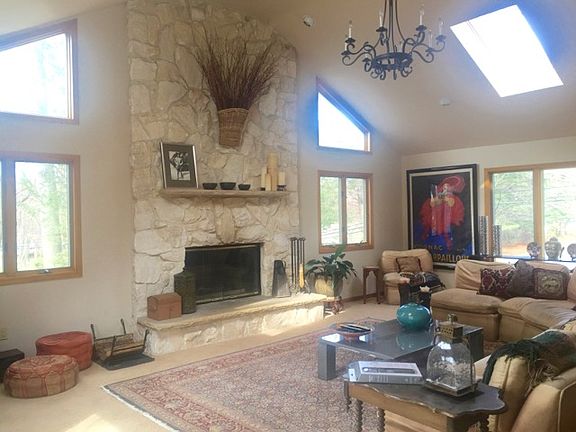 4th image of 545 Thurnau Dr