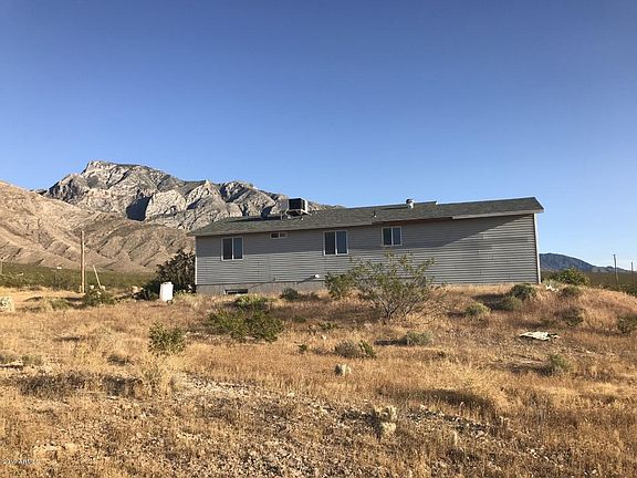 3rd image of 780 N Paria Ln