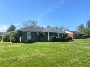 1016 Mockingbird Dr, Union City, TN 38261