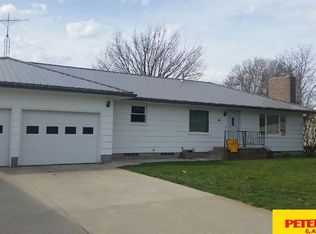 824 6th St, Beemer, NE 68716