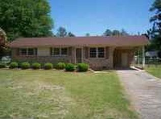 228 Pinewood Dr, Darlington, SC 29532