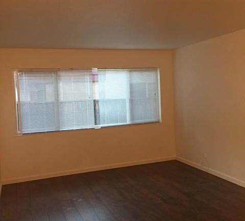3rd image of 2236 Curtner Ave APT 5