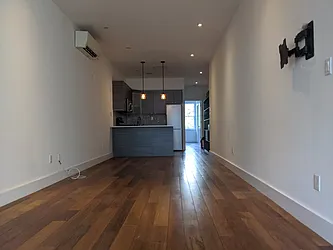 Rented by Skyline Group Real Estate