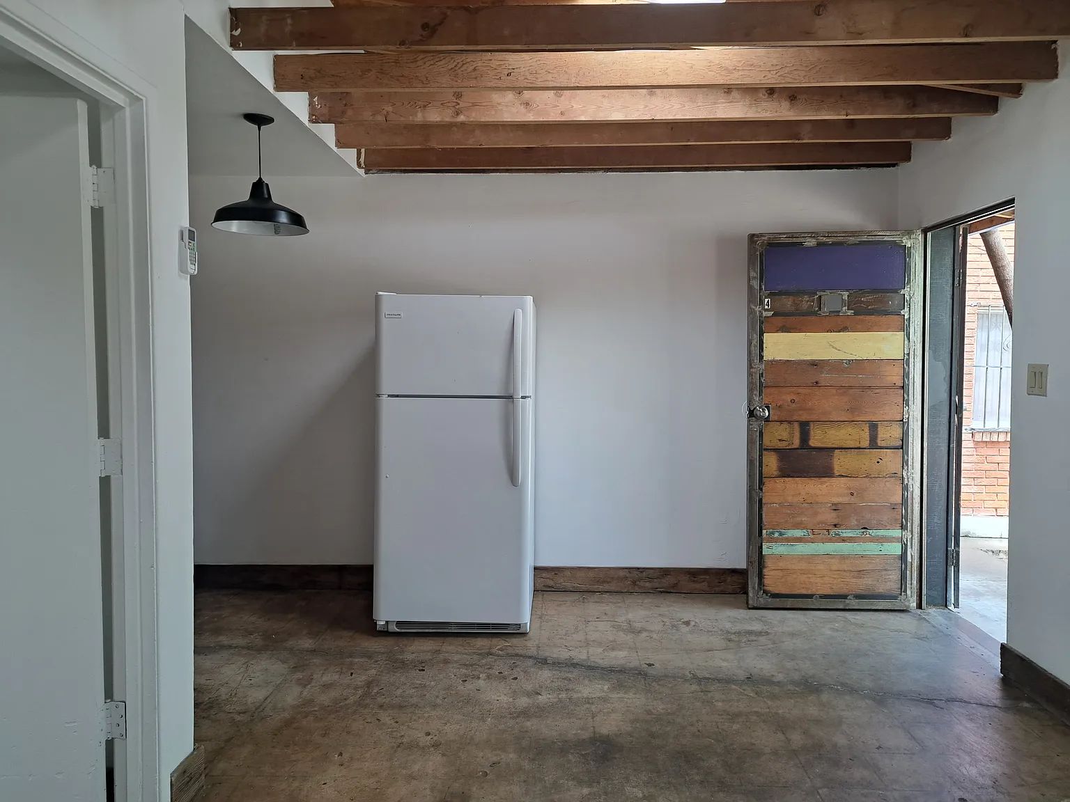 1 bed, 400 sqft, $750 — Photo 3