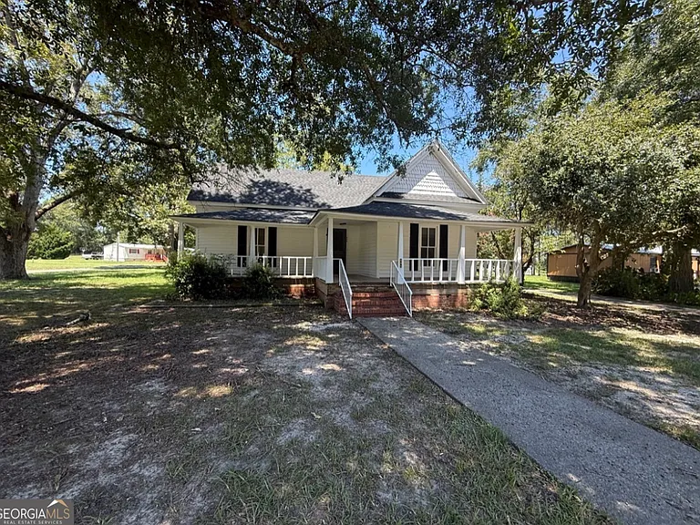 604 Shy St — Photo 1