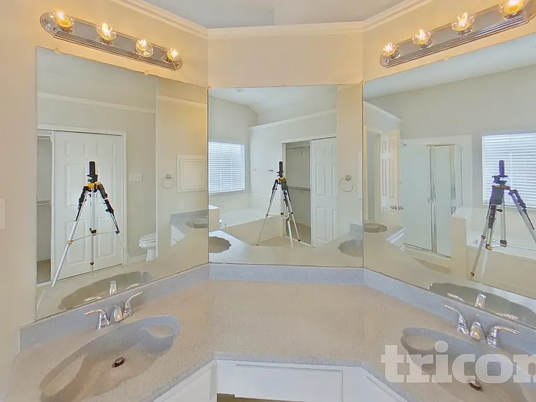 8021 Ashridge Rd — Photo 8