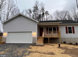 172 Hampshire House Dr, Yellow Spring, WV 26865
