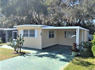 4629 Goldfinch Dr, Zephyrhills, FL 33541