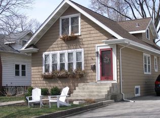 460 N Elm Ave, Elmhurst, IL
