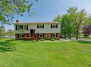 258 Dorset Ct, Voorheesville, NY 12186