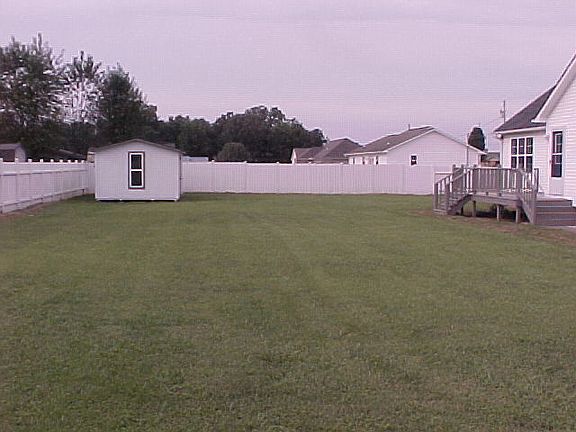 2nd image of 335 Cessna Cir