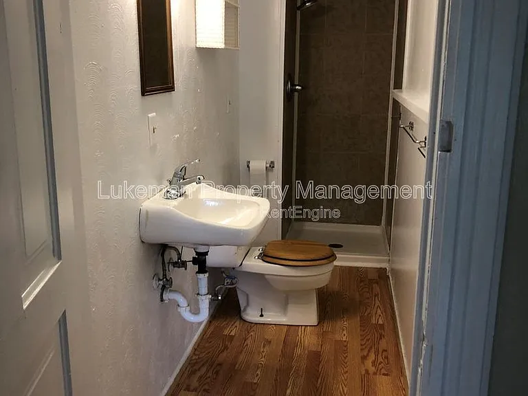 1020 W Kalamazoo Ave #2 — Photo 3