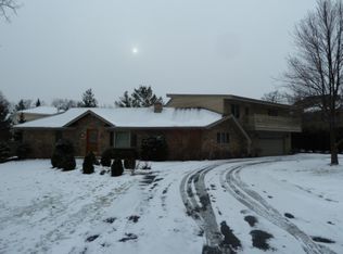 741 E Woodland Ave, Addison, IL 60101