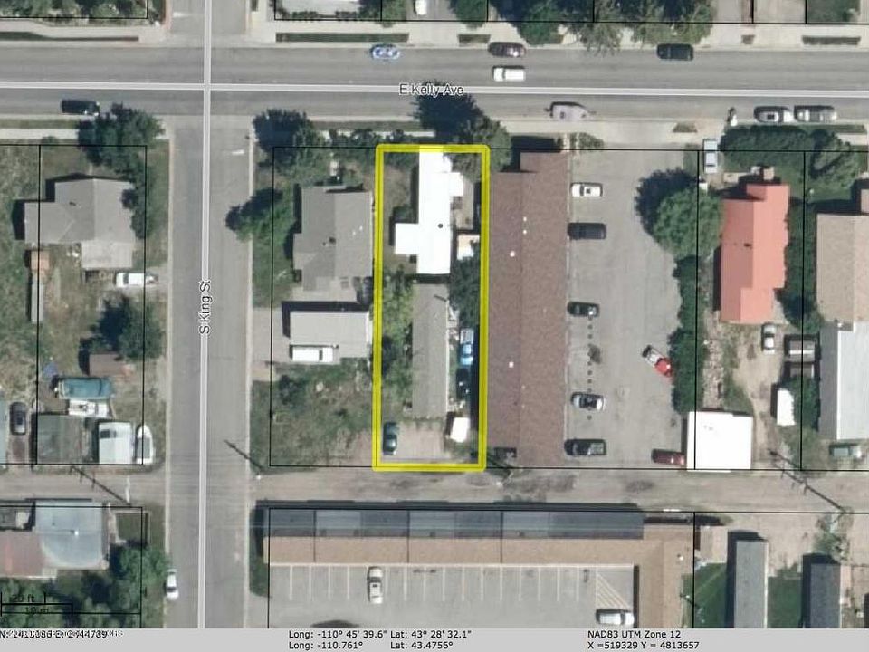 1st image of 120 E Kelly Ave