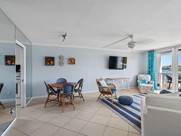 231 E Lantana Rd #203 — Photo 6
