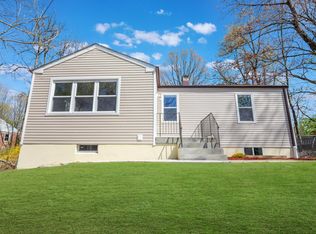 636 Gidney Ave, Newburgh, NY 12550