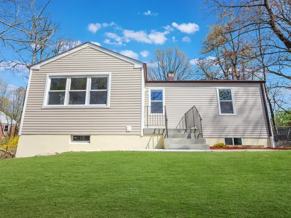 636 Gidney Avenue, Newburgh, NY 12550