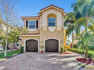 8252 Calabria Lakes Dr, Boynton Beach, FL 33473