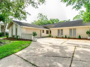 16406 Longvale Dr, Houston, TX 77059