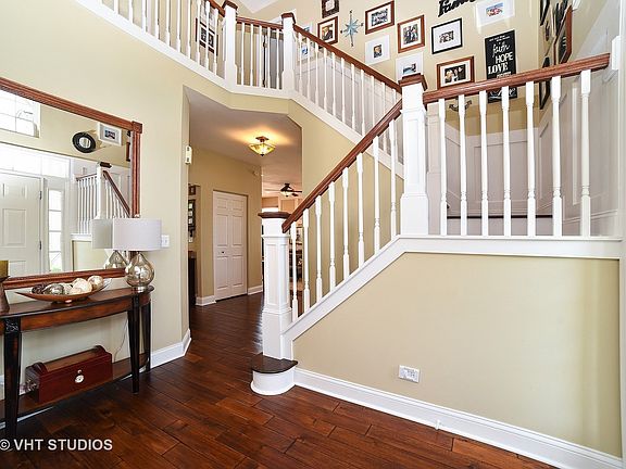 2nd image of 7 Ashton Ct