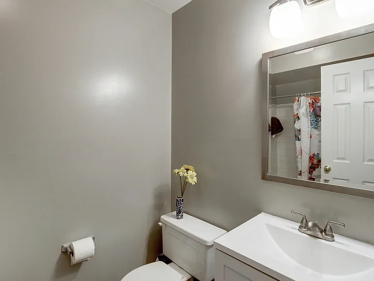 13 Avalon Ct — Photo 27