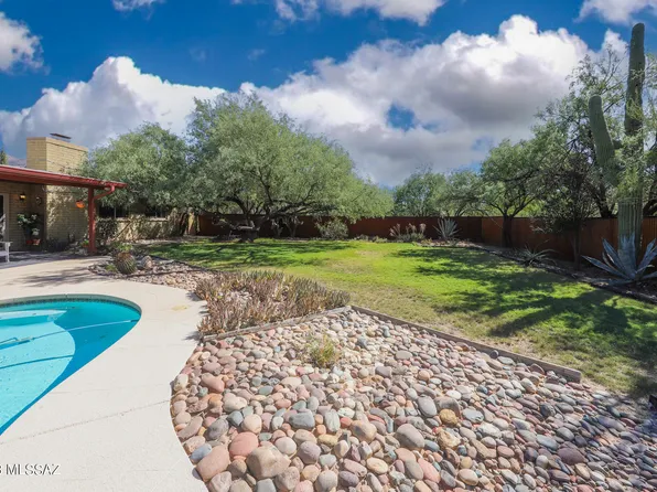 11242 E Prospect Ln, Tucson, AZ 85749
